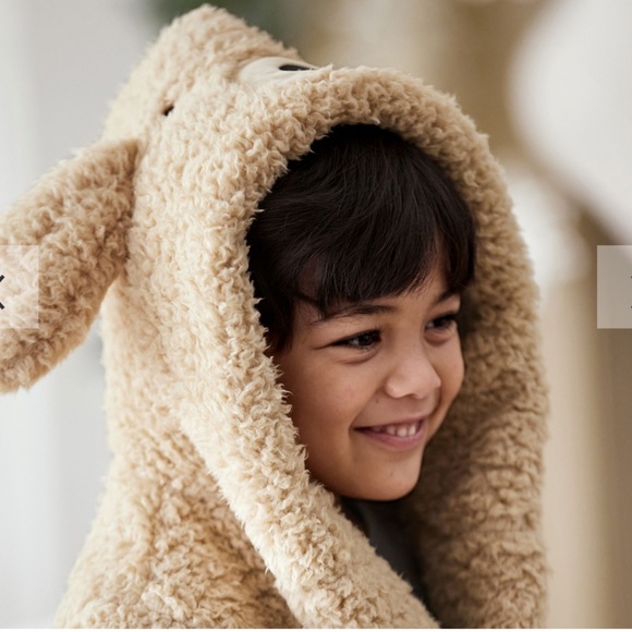 NWT: Plush Kids Robe - Picture 3 of 9